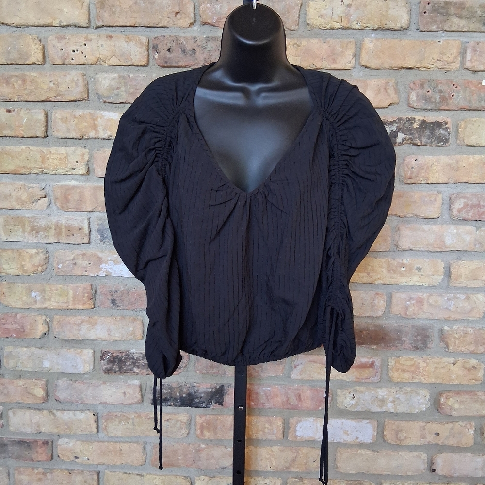 NWT ASTR RUCHED LONG SLEEVE SHIRT SIZE XS - Picture 2 of 8
